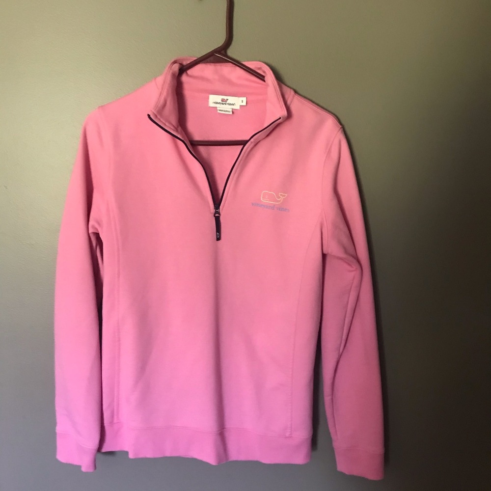 vineyard vines logo quarter zip